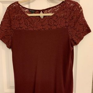 🌹Talbots Burgundy Lace Top!